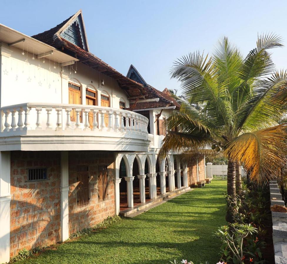 Beside The River Alappuzha Exterior foto